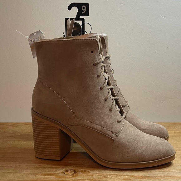 Time and Tru Shoes - NWT time and tru Womens heeled boots
